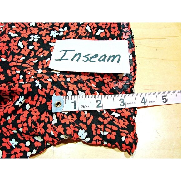 Lush Womens Black Red Floral Lined Square Neck One Piece Romper Size Medium Flaw - Picture 7 of 12